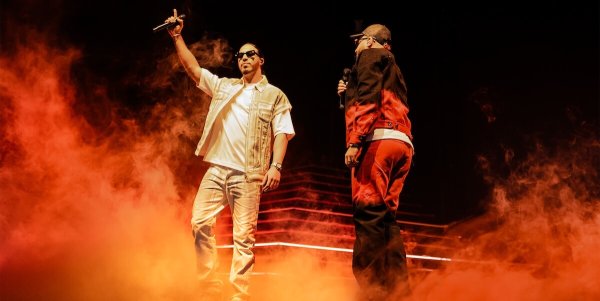 Djadja et Dinaz concert soldout productions lausanne geneve - DJADJA & DINAZ