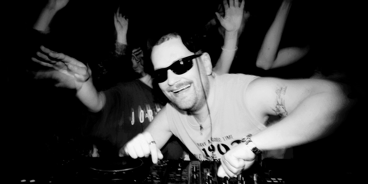 MYD (live) - Caribana Festival - Rte de Suisse 16, 1299 Crans (VD)